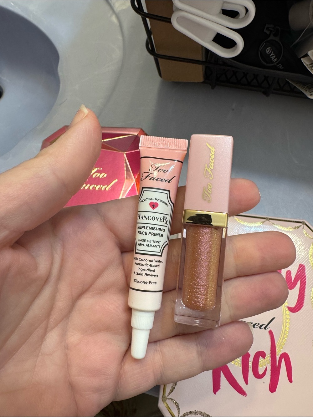 Too Faced Pretty Rich Bundle - Picture 4 of 10